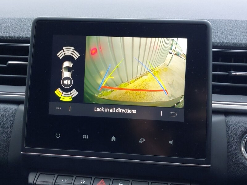 Used Renault Captur 2023 for sale - 77816192: Photo 15