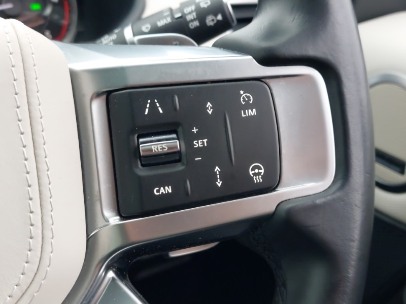 Used Land Rover Discovery 2023 for sale - 76885359: Photo 13