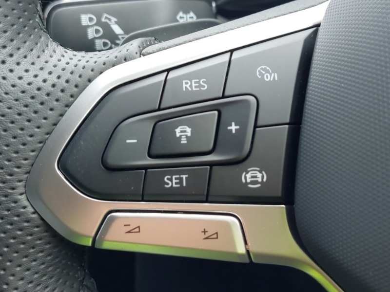 Used Volkswagen T-Roc 2025 for sale - 77062390: Photo 13