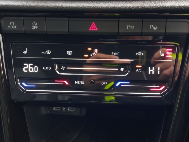 Used Volkswagen T-Roc 2025 for sale - 77062390: Photo 15