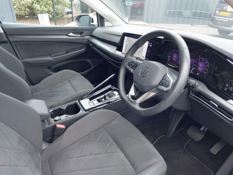 Used Volkswagen Golf 2024 for sale - 76054617: Photo 12