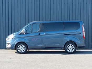 Used Ford Tourneo Custom 2019 for sale - 74983246: Photo