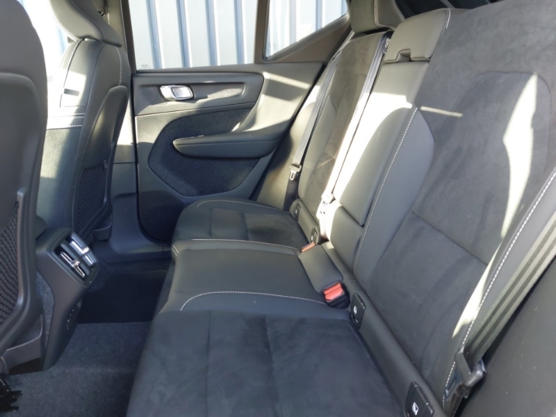 Used Volvo XC40 2024 for sale - 76393187: Photo 6