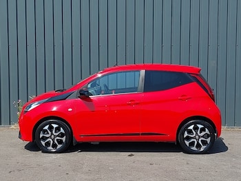Used Toyota AYGO 2019 for sale - 79457773: Photo