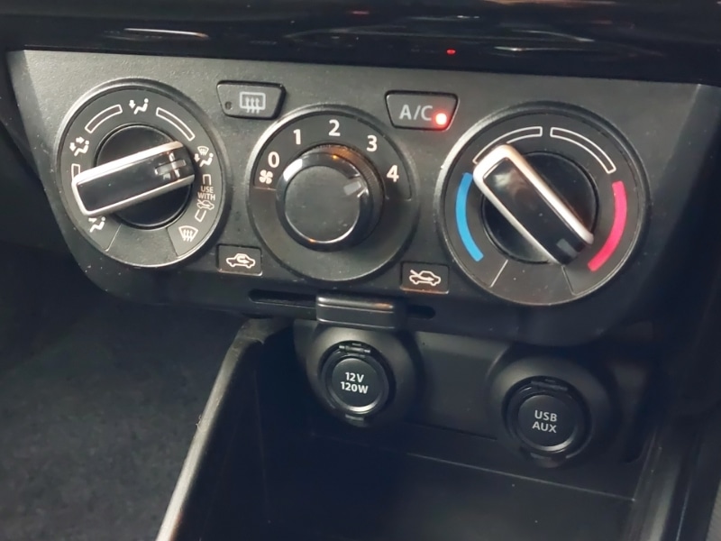 Used Suzuki Swift 2023 for sale - 77637183: Photo 11