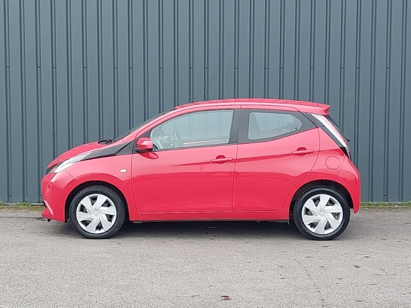 Used Toyota AYGO 2017 for sale - 77948176: Photo 4