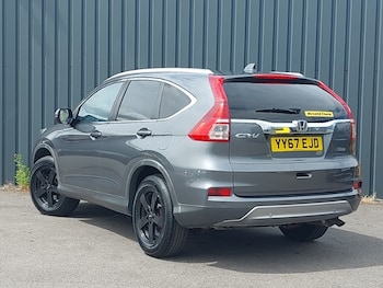Used Honda CR-V 2017 for sale - 79020444: Photo