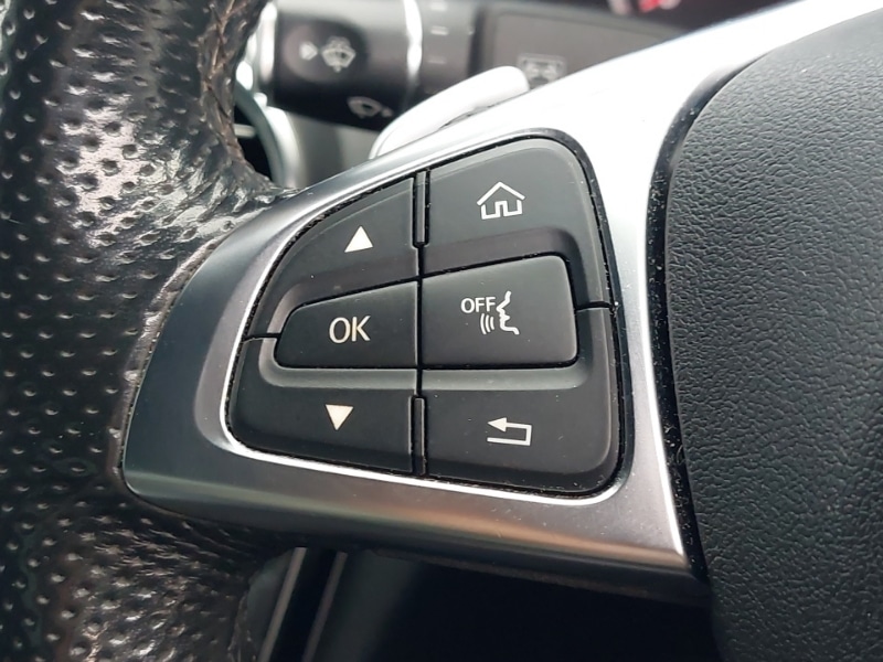 Used Mercedes-Benz C Class 2018 for sale - 76959081: Photo 12