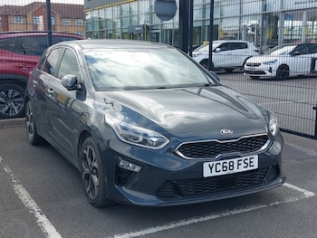 Used Kia Ceed 2018 for sale - 79440429: Photo