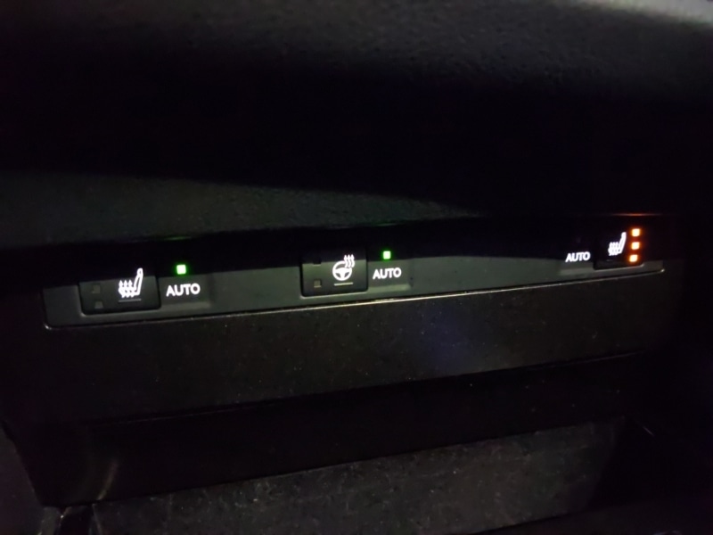 Used Lexus ES 2022 for sale - 76885343: Photo 19