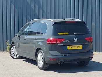 Used Volkswagen Touran 2017 for sale - 79157405: Photo