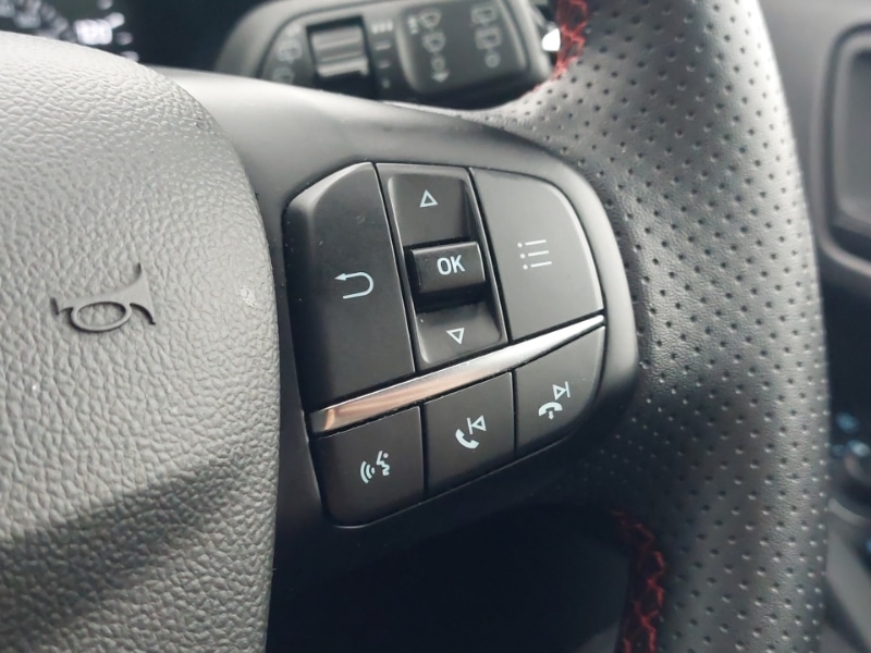 Used Ford Focus 2023 for sale - 76880493: Photo 13