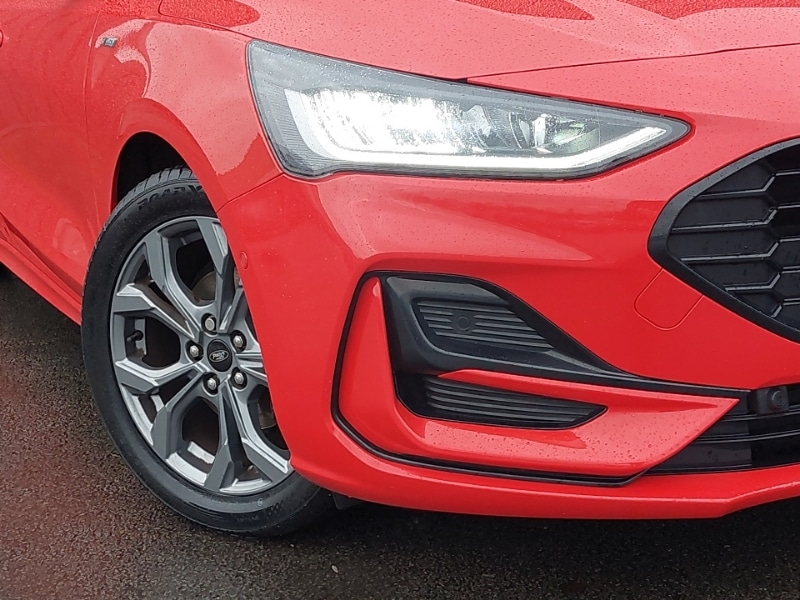 Used Ford Focus 2023 for sale - 76880493: Photo 9