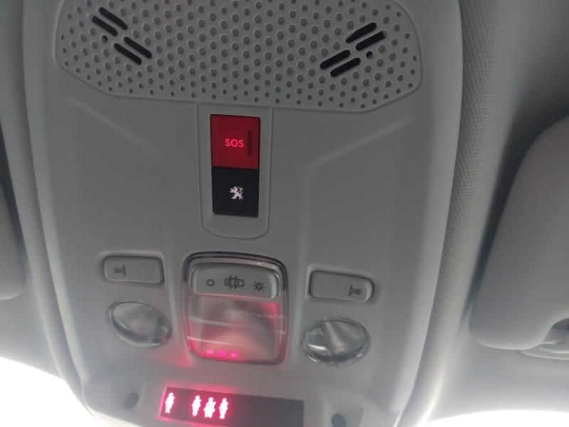 Used Peugeot 2008 2022 for sale - 77564403: Photo 15