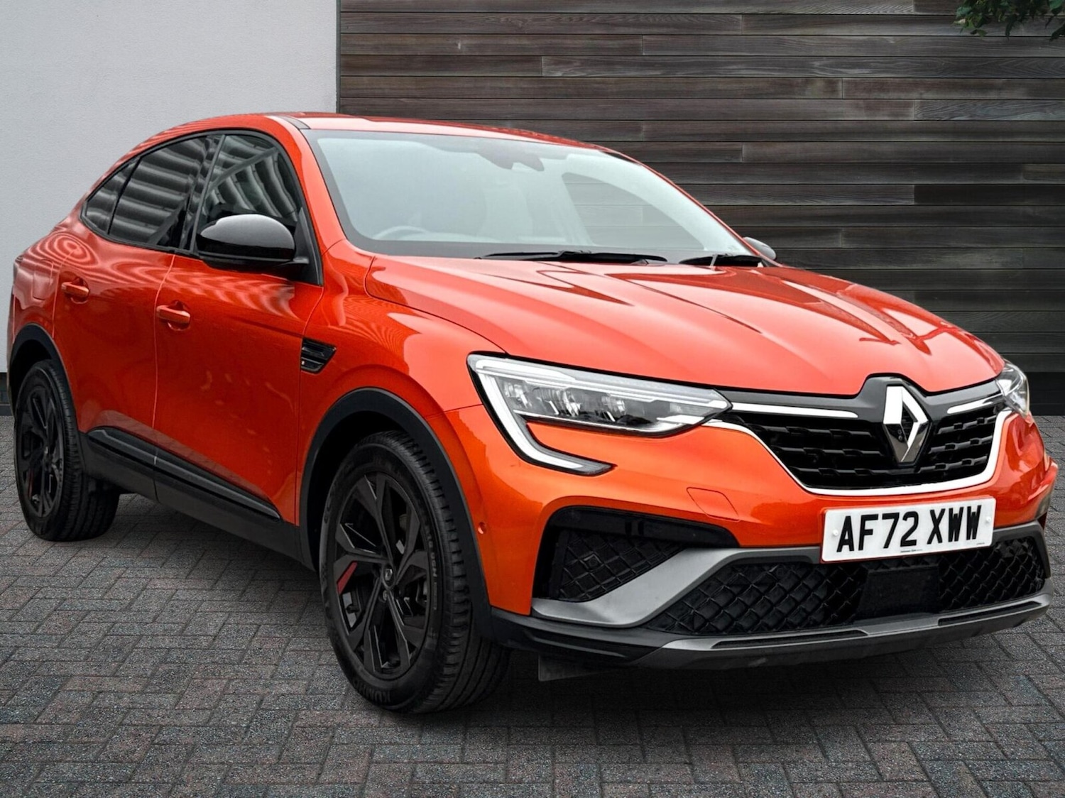 Used Renault Arkana 2023 for sale - 76703306: Photo 1