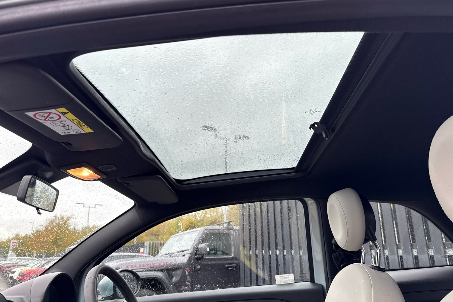 Used Fiat 500 2023 for sale - 76703309: Photo 10