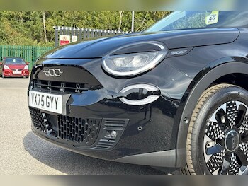 Used Fiat 600 2025 for sale - 76703337: Photo