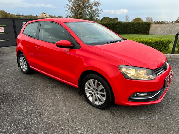 Used Volkswagen Polo 2015 for sale - 77372190: Photo 1
