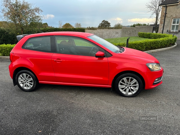 Used Volkswagen Polo 2015 for sale - 77372190: Photo 2