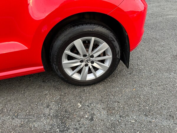 Used Volkswagen Polo 2015 for sale - 77372190: Photo 9