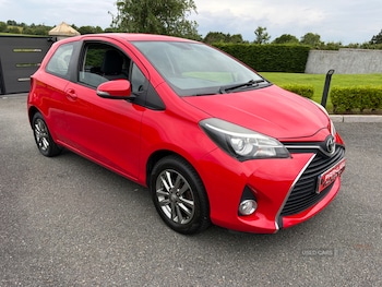 Used Toyota Yaris 2015 for sale - 79050342: Photo