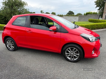 Used Toyota Yaris 2015 for sale - 79050342: Photo