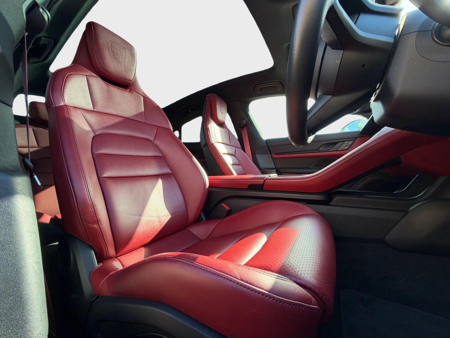 Used Porsche Taycan 2023 for sale - 77598743: Photo 19