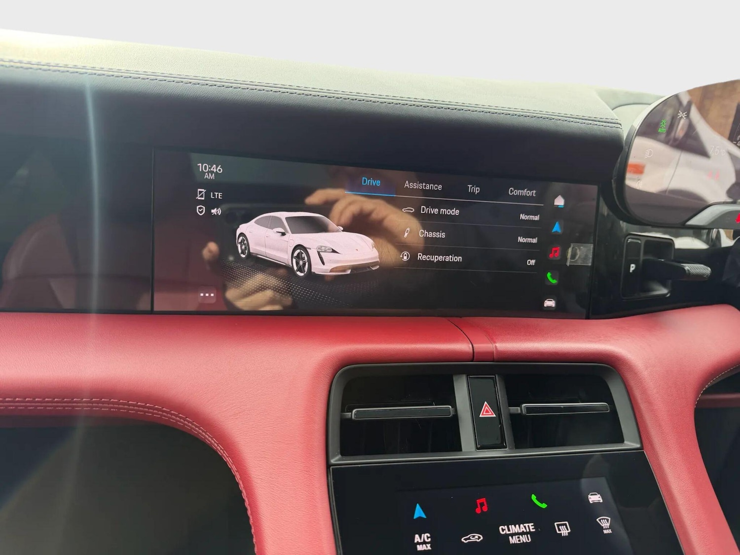 Used Porsche Taycan 2023 for sale - 77598743: Photo 34