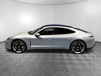 Used Porsche Taycan 2023 for sale - 77598743: Photo