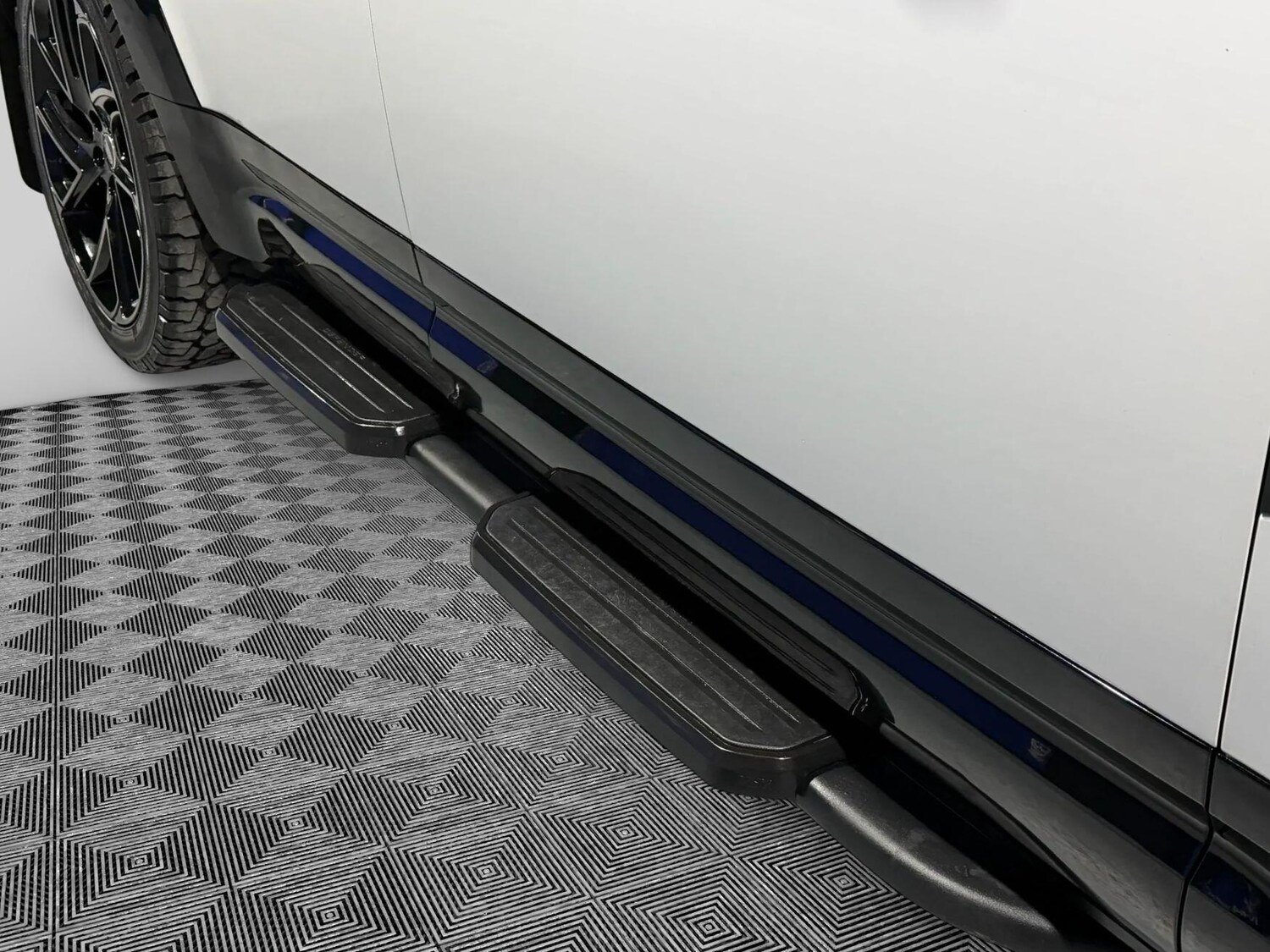 Used Land Rover Defender 110 for sale - 77883589: Photo 28