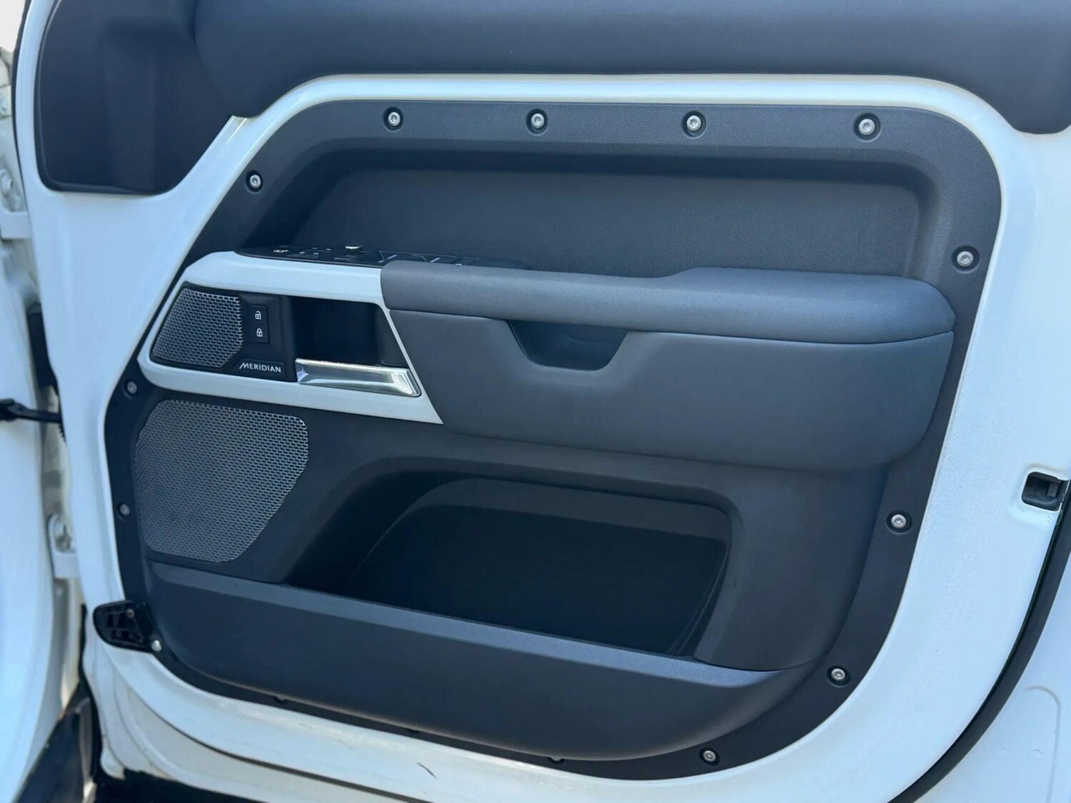 Used Land Rover Defender 110 for sale - 77883589: Photo 43