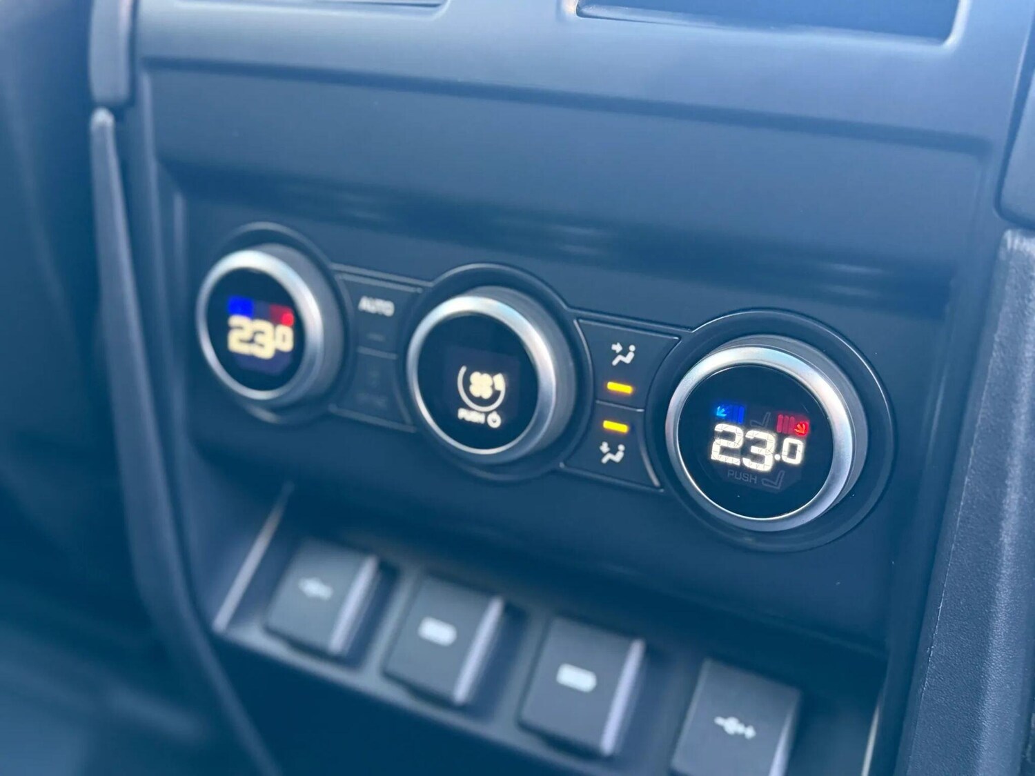 Used Land Rover Defender 110 for sale - 77883589: Photo 48