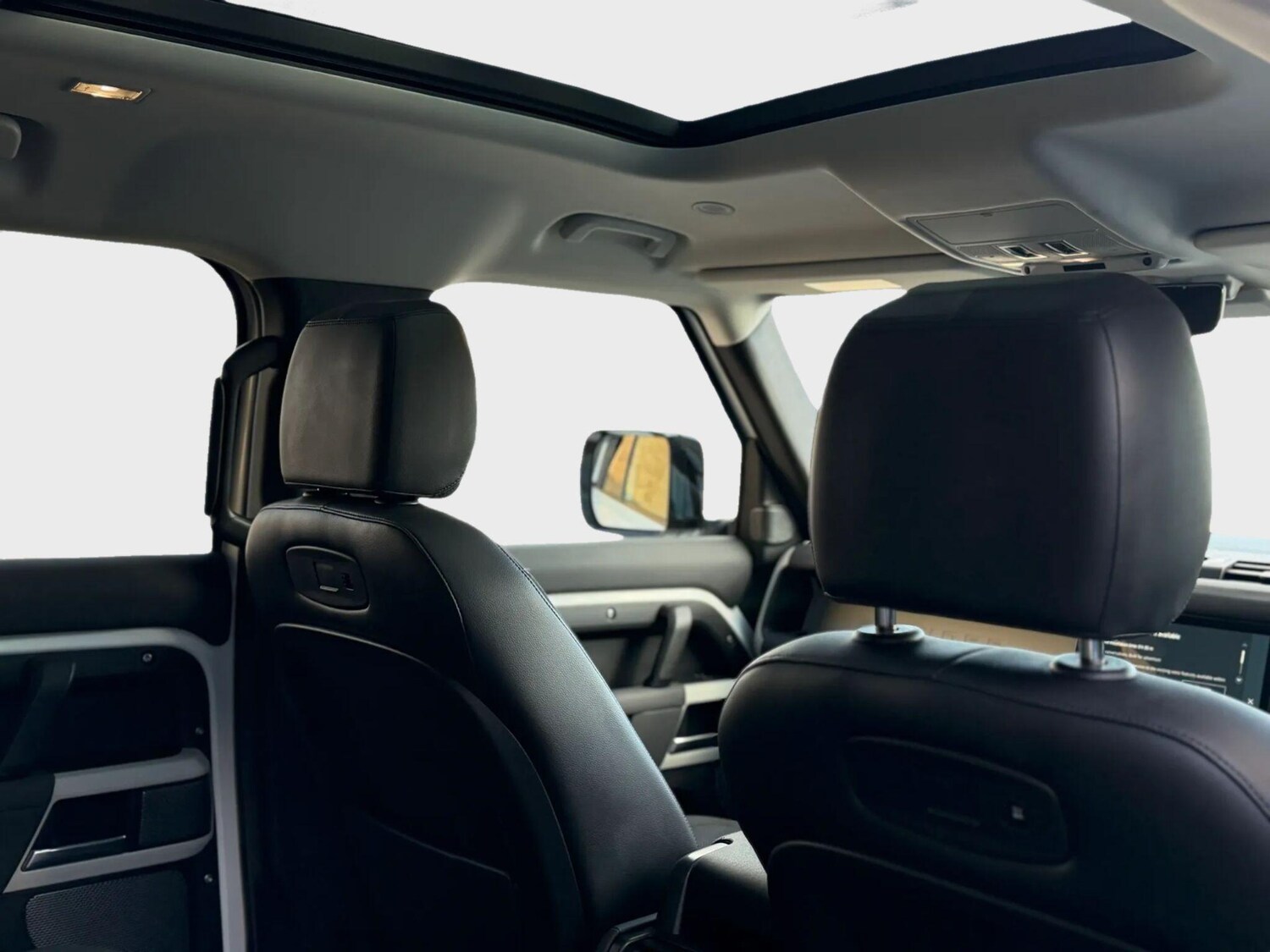 Used Land Rover Defender 110 for sale - 77883589: Photo 51