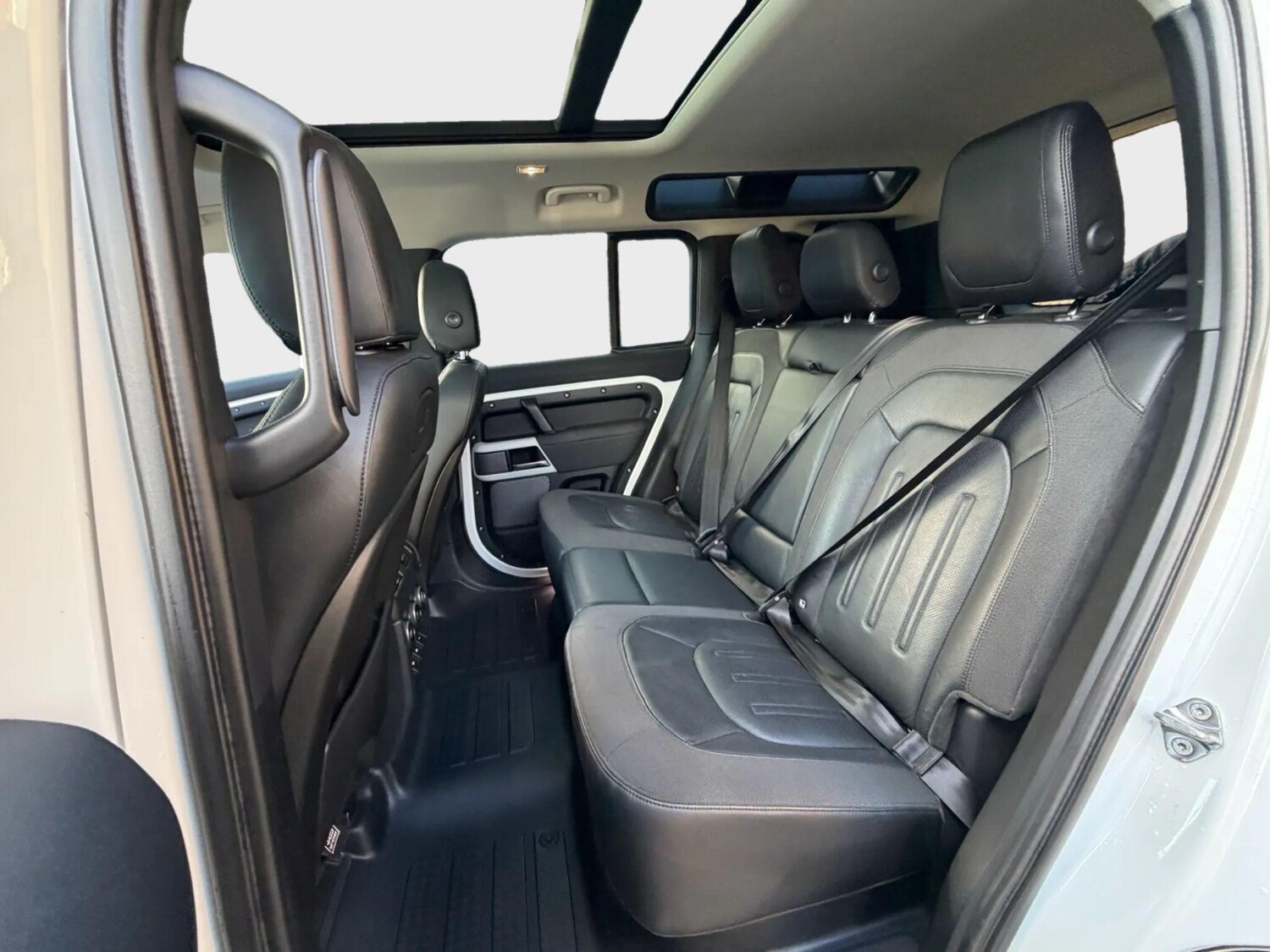 Used Land Rover Defender 110 for sale - 77883589: Photo 54