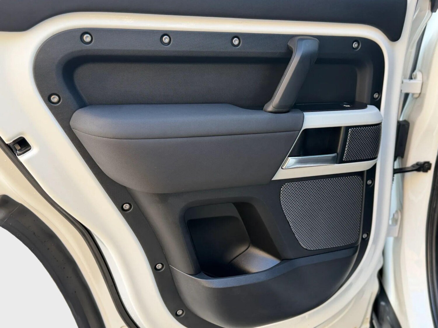 Used Land Rover Defender 110 for sale - 77883589: Photo 56