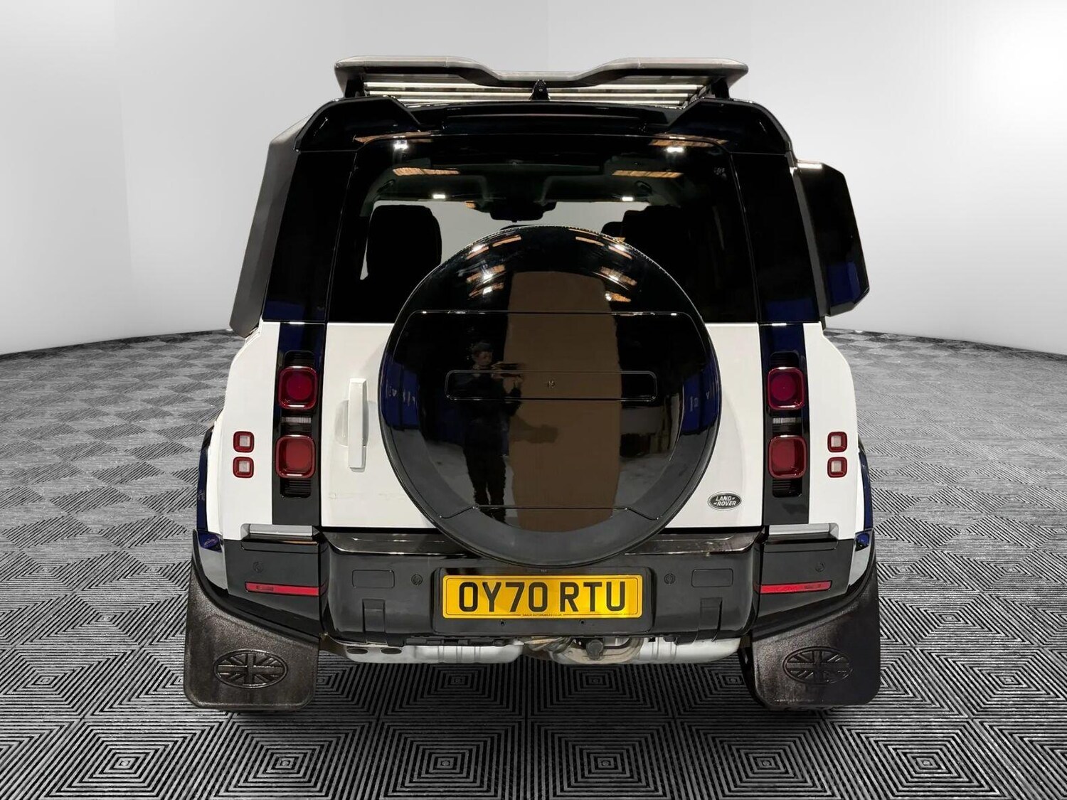 Used Land Rover Defender 110 for sale - 77883589: Photo 6