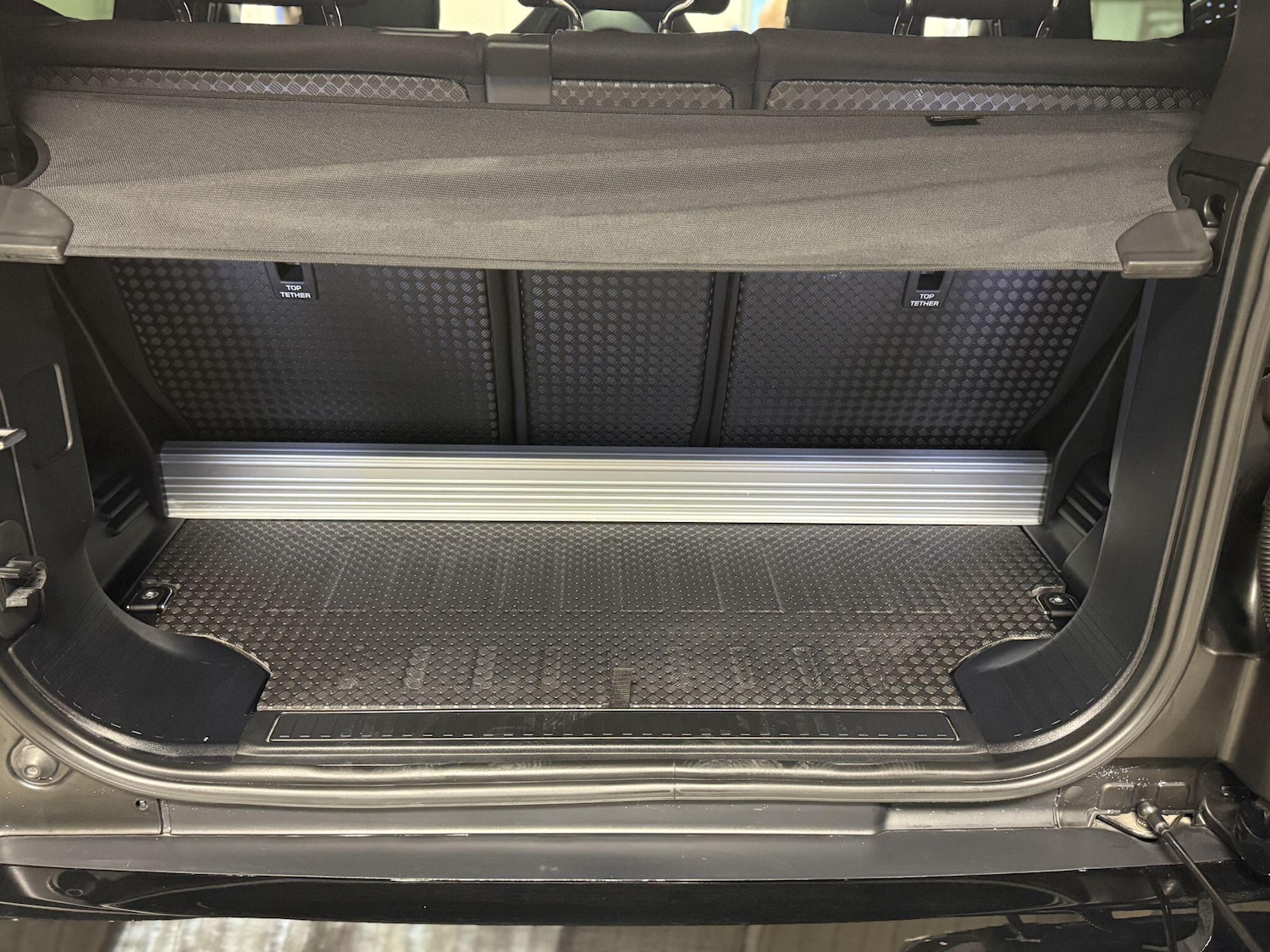 Used Land Rover Defender 90 for sale - 76994589: Photo 29