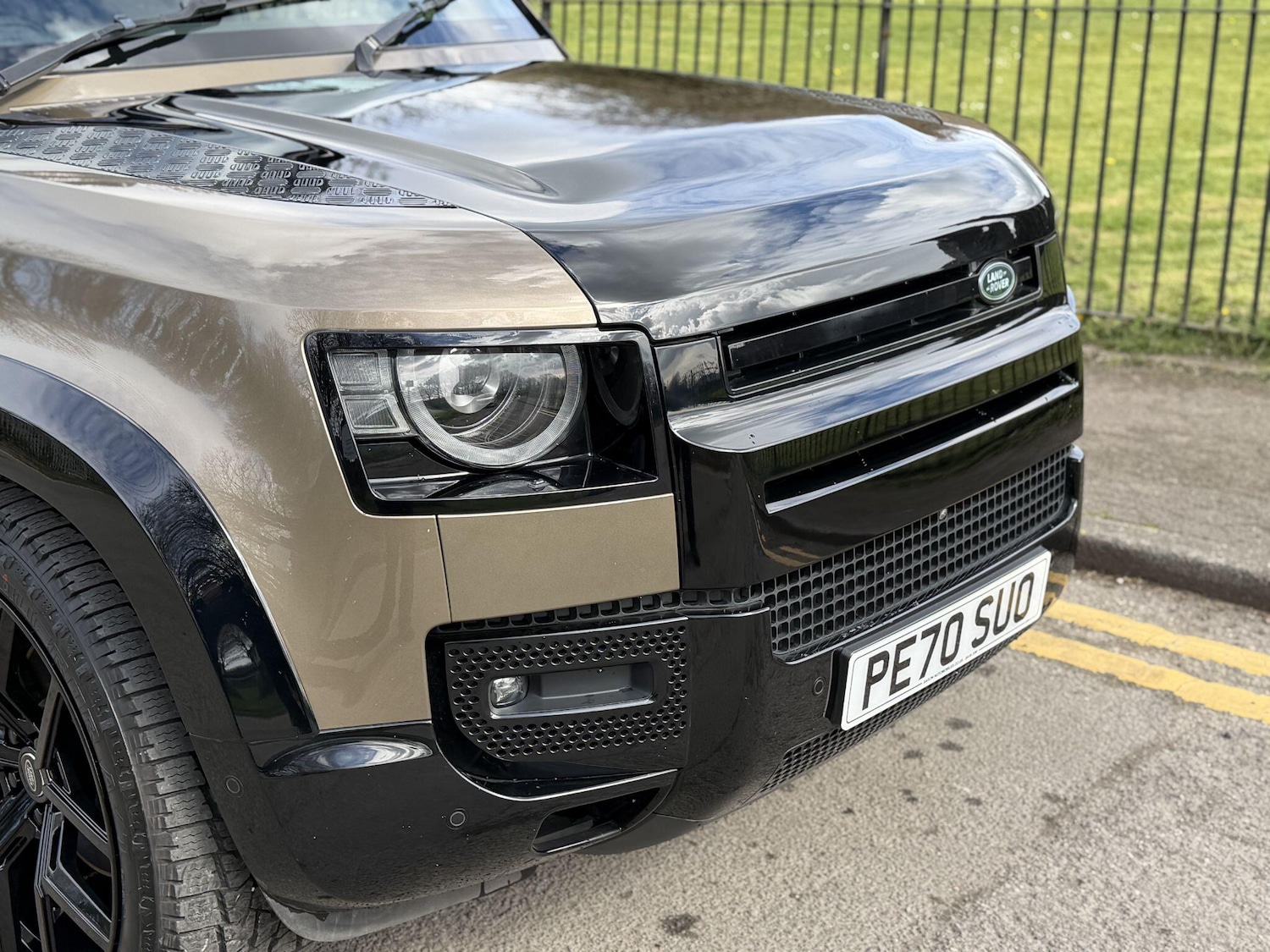 Used Land Rover Defender 2020 for sale - 78072683: Photo 12