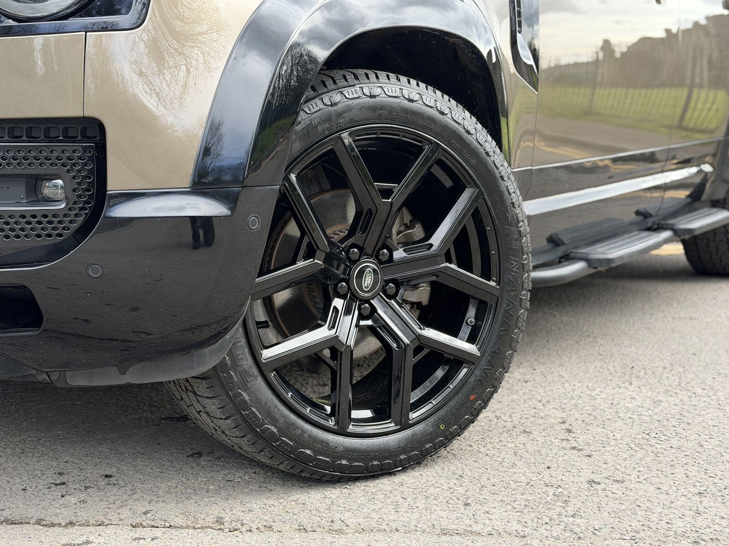 Used Land Rover Defender 2020 for sale - 78072683: Photo 18