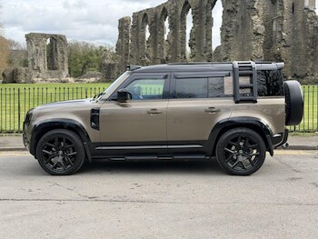 Used Land Rover Defender 110 2020 for sale - 78072683: Photo