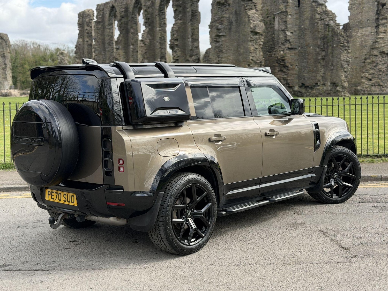 Used Land Rover Defender 2020 for sale - 78072683: Photo 7