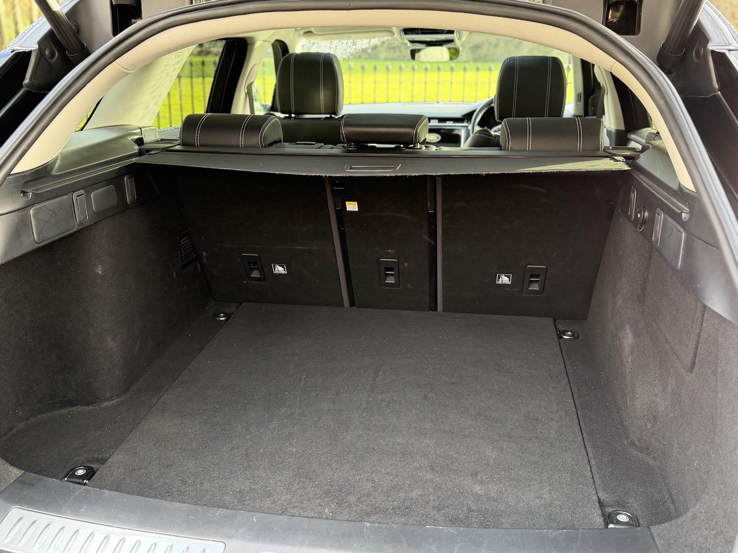 Used Land Rover Range Rover Velar 2020 for sale - 77305633: Photo 26