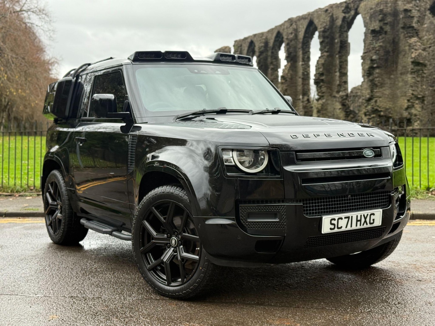 Used Land Rover Defender 2021 for sale - 76561741: Photo 1