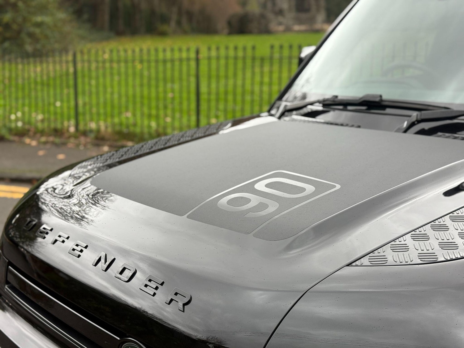 Used Land Rover Defender 2021 for sale - 76561741: Photo 10