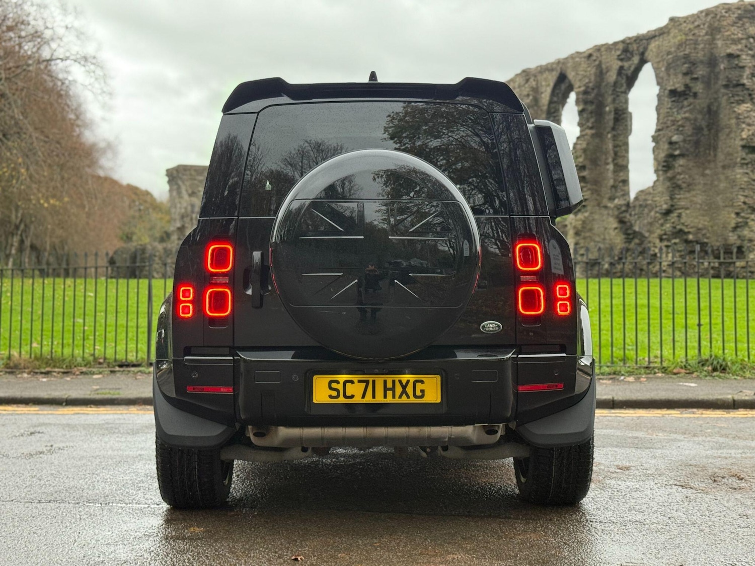 Used Land Rover Defender 2021 for sale - 76561741: Photo 7