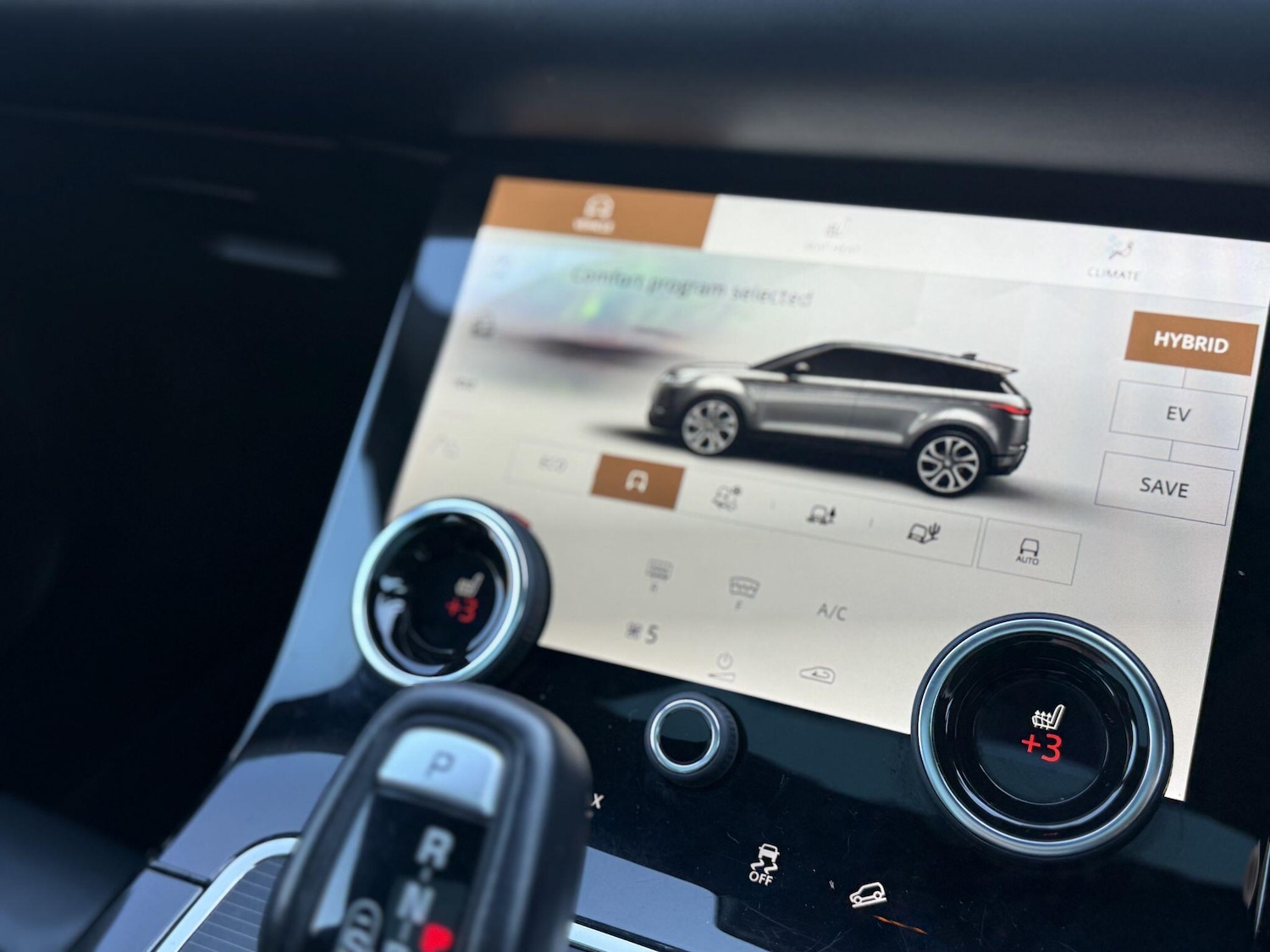 Used Land Rover Range Rover Evoque 2021 for sale - 76701356: Photo 31