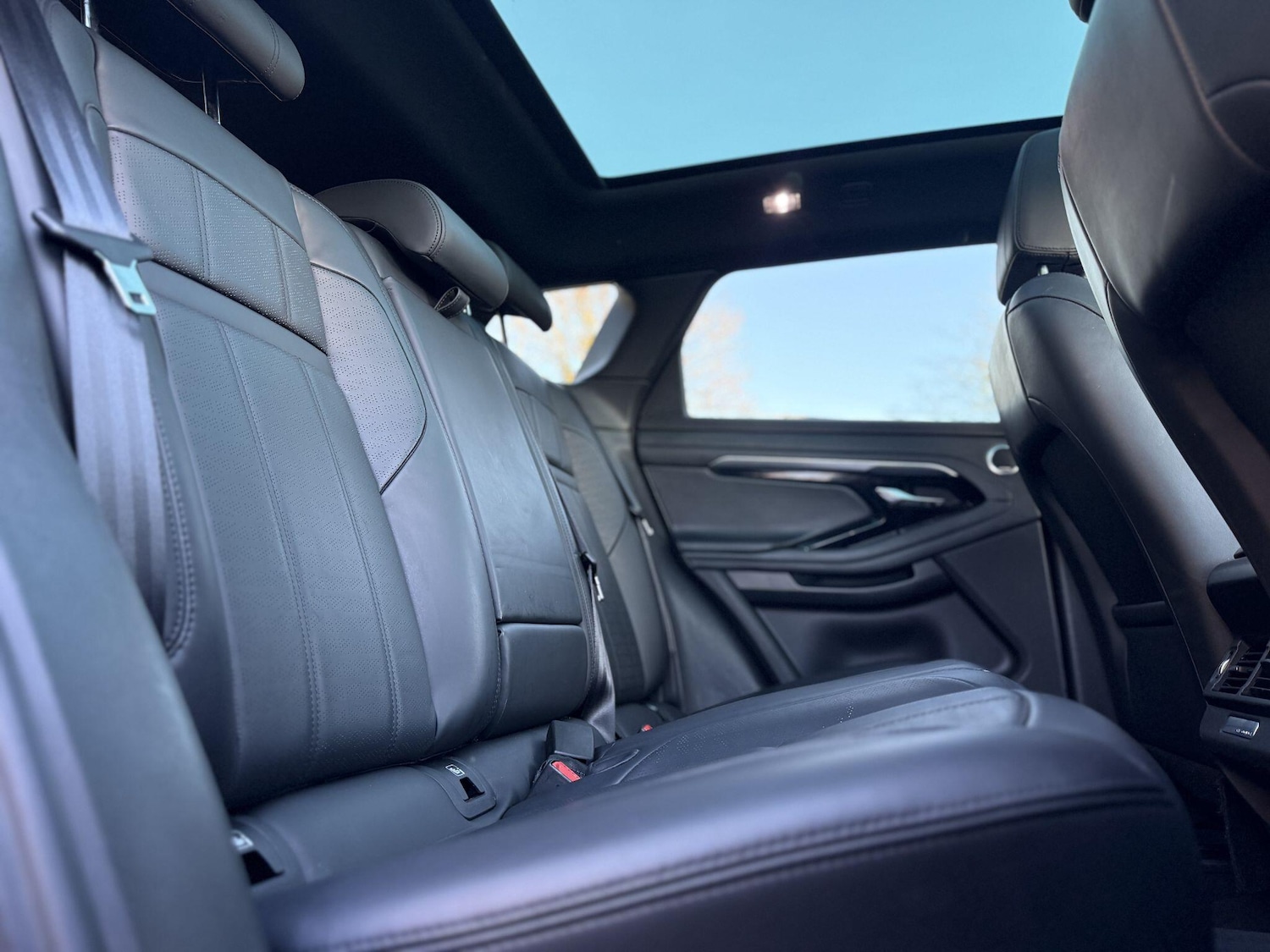 Used Land Rover Range Rover Evoque 2021 for sale - 76701356: Photo 36