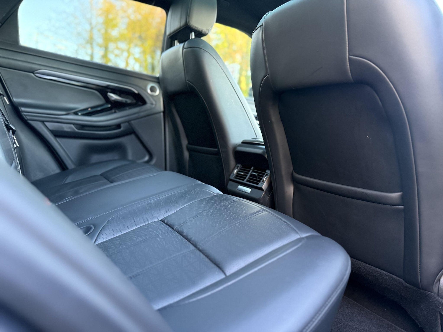 Used Land Rover Range Rover Evoque 2021 for sale - 76701356: Photo 37