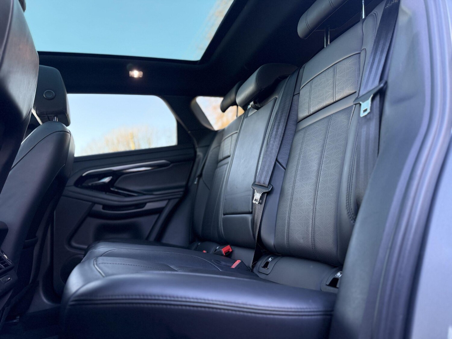 Used Land Rover Range Rover Evoque 2021 for sale - 76701356: Photo 38