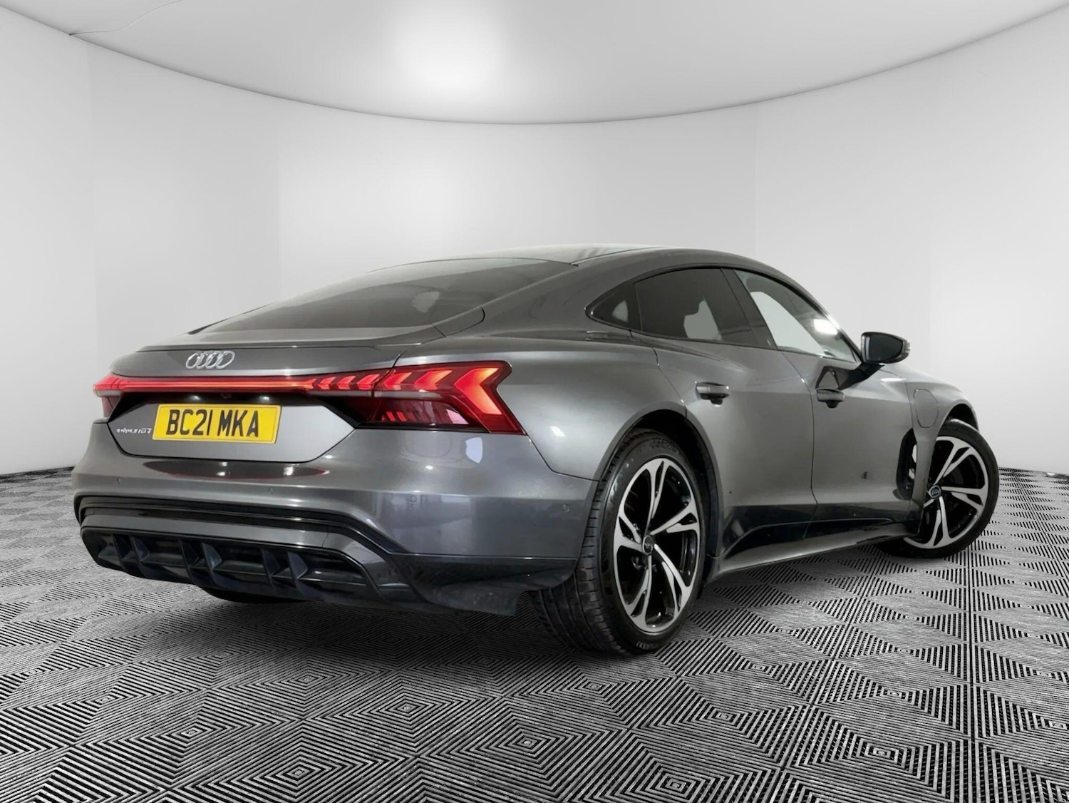 Used Audi e-tron GT 2021 for sale - 77387219: Photo 7